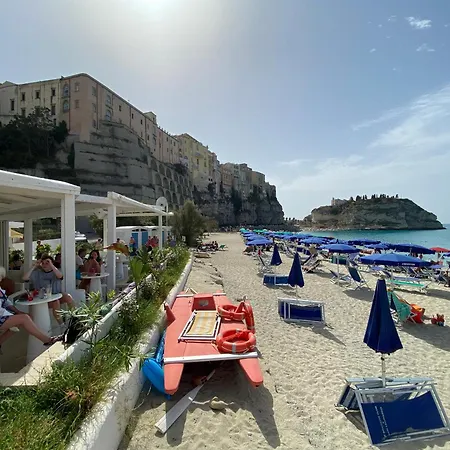Mare Apart, Freeparking * Тропея