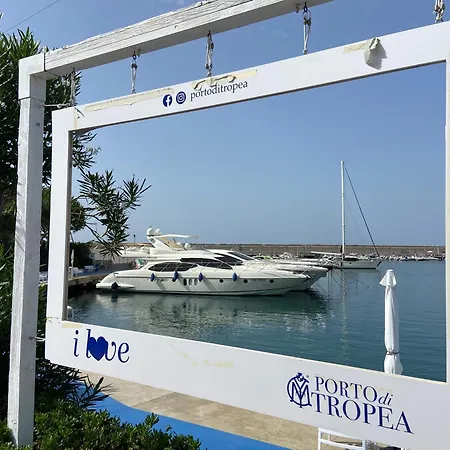 Mare Apart, Freeparking Апартаменты
